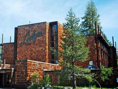 Bear Valley Lodge